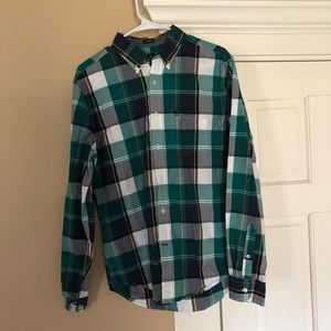 👀American Eagle Classic Fit Button Down